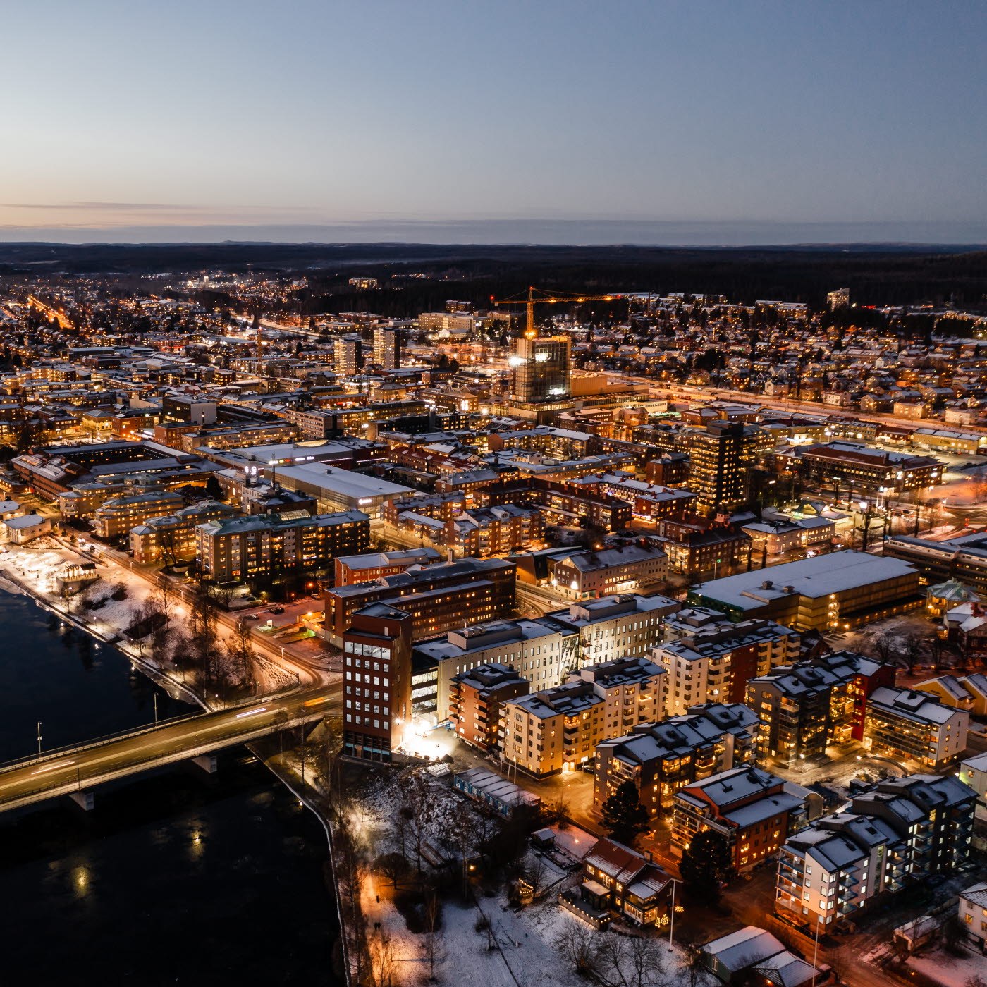 Vybild över Skellefteå i skymning